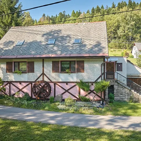 Apartman U Hronova-1 By Interhome *