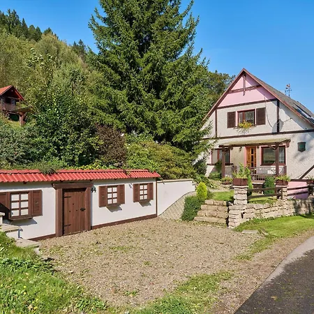 U Hronova-1 By Interhome Apartman