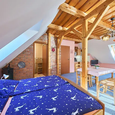 U Hronova-1 By Interhome Apartmán Chlivce