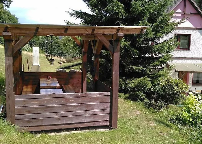U Hronova-1 By Interhome Apartamento Chlivce
